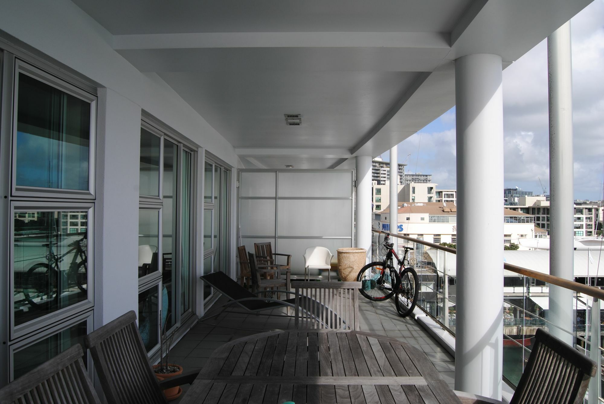 Stunning Apartment At Princes Wharf Auckland Buitenkant foto